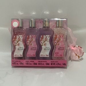 *Cherry Blossom Bath Spa Assorted Gift Set